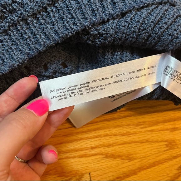 Zara blue knit sleeveless hooded sweater size large - Picture 2 of 4